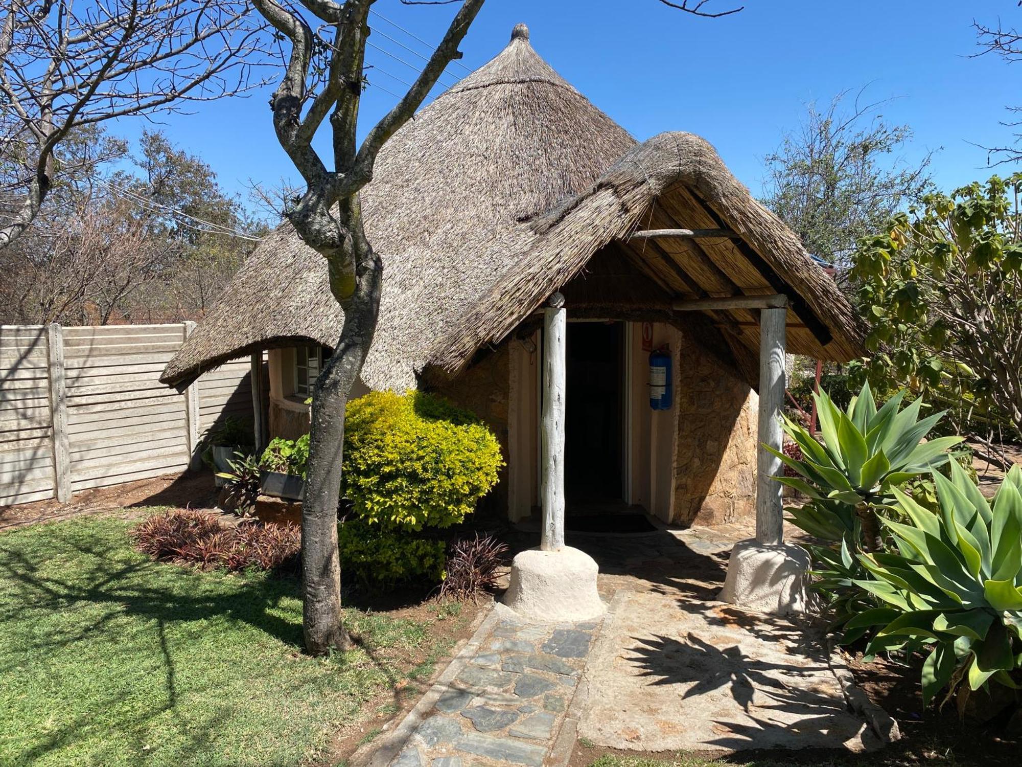 Lynns Guest House Bulawayo Exterior foto